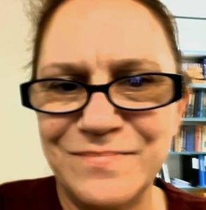 Meet your Posher, Debra